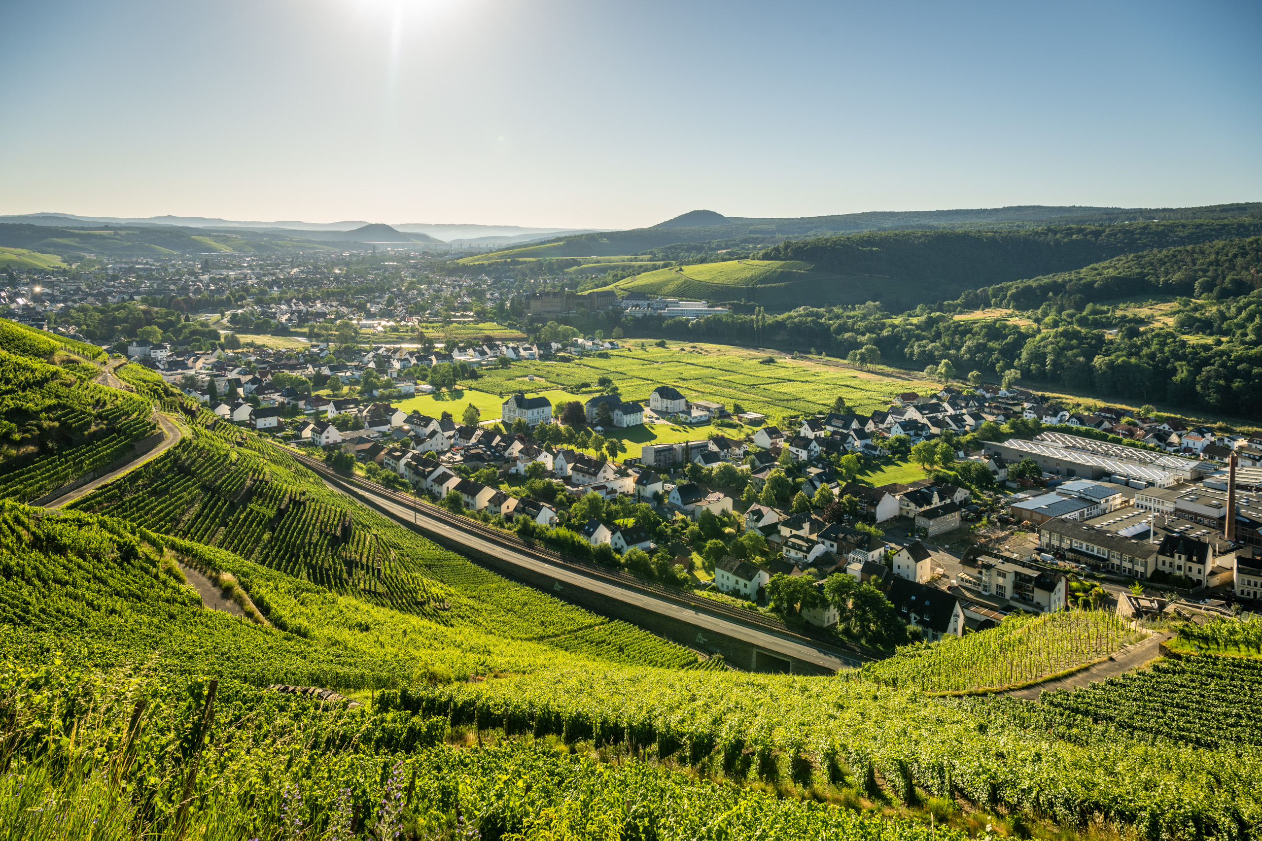 Weites Tal um Bad Neuenahr-Ahrweiler